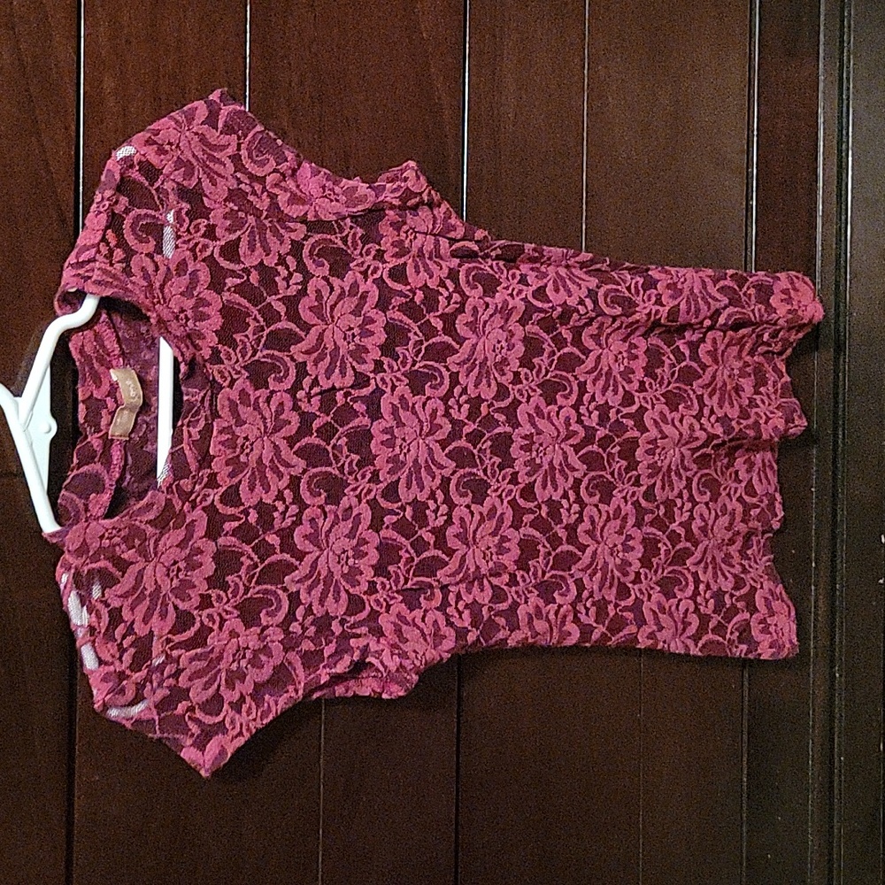 Rose sheer short sleeved shirt from forever 21 size small juniors